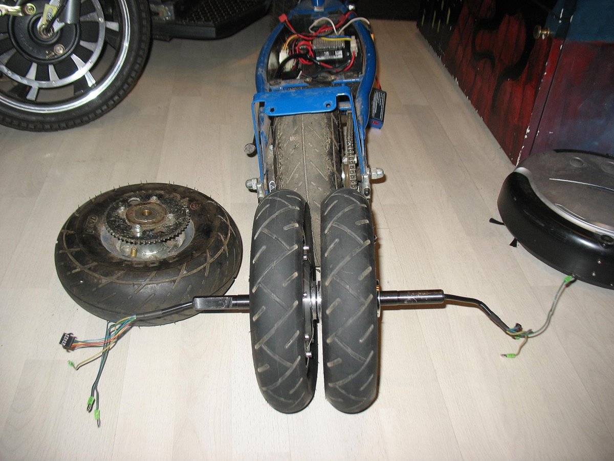 Самокат два колеса спереди электро