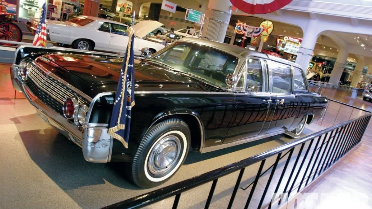 Lincoln Continental 1961 лимузин