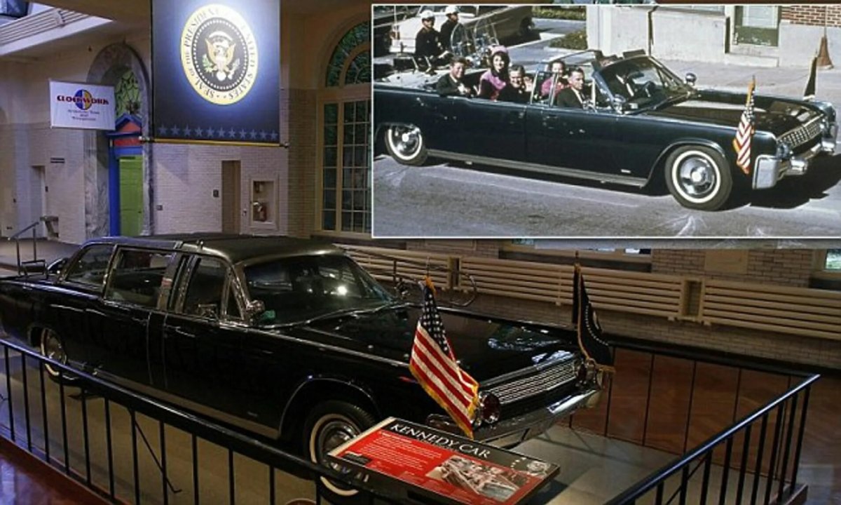 Кеннеди в машине