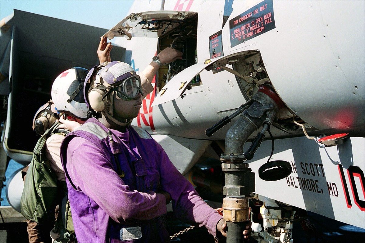 F-14 дозаправка