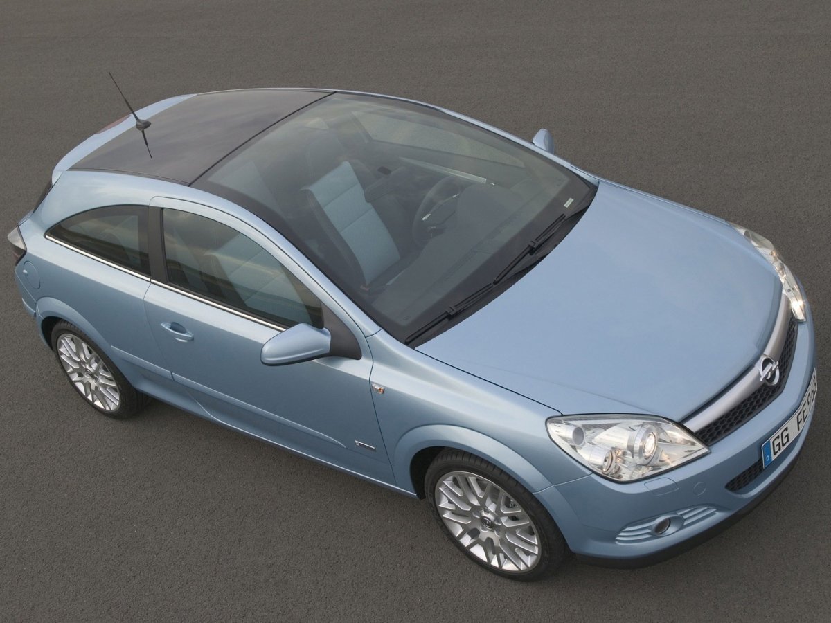 Opel Astra h GTC панорамное стекло