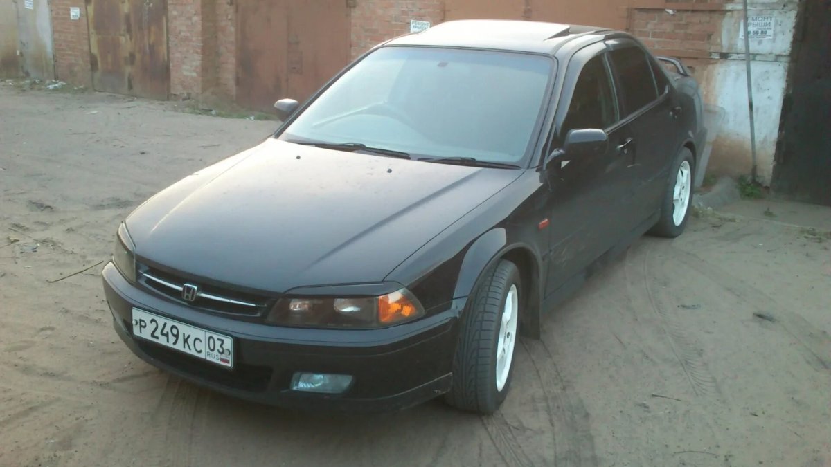 Хонда Торнео черная