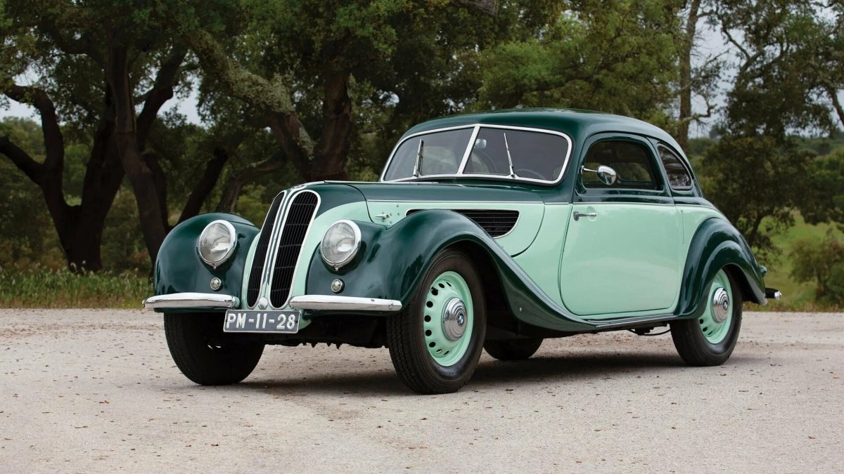 BMW 327