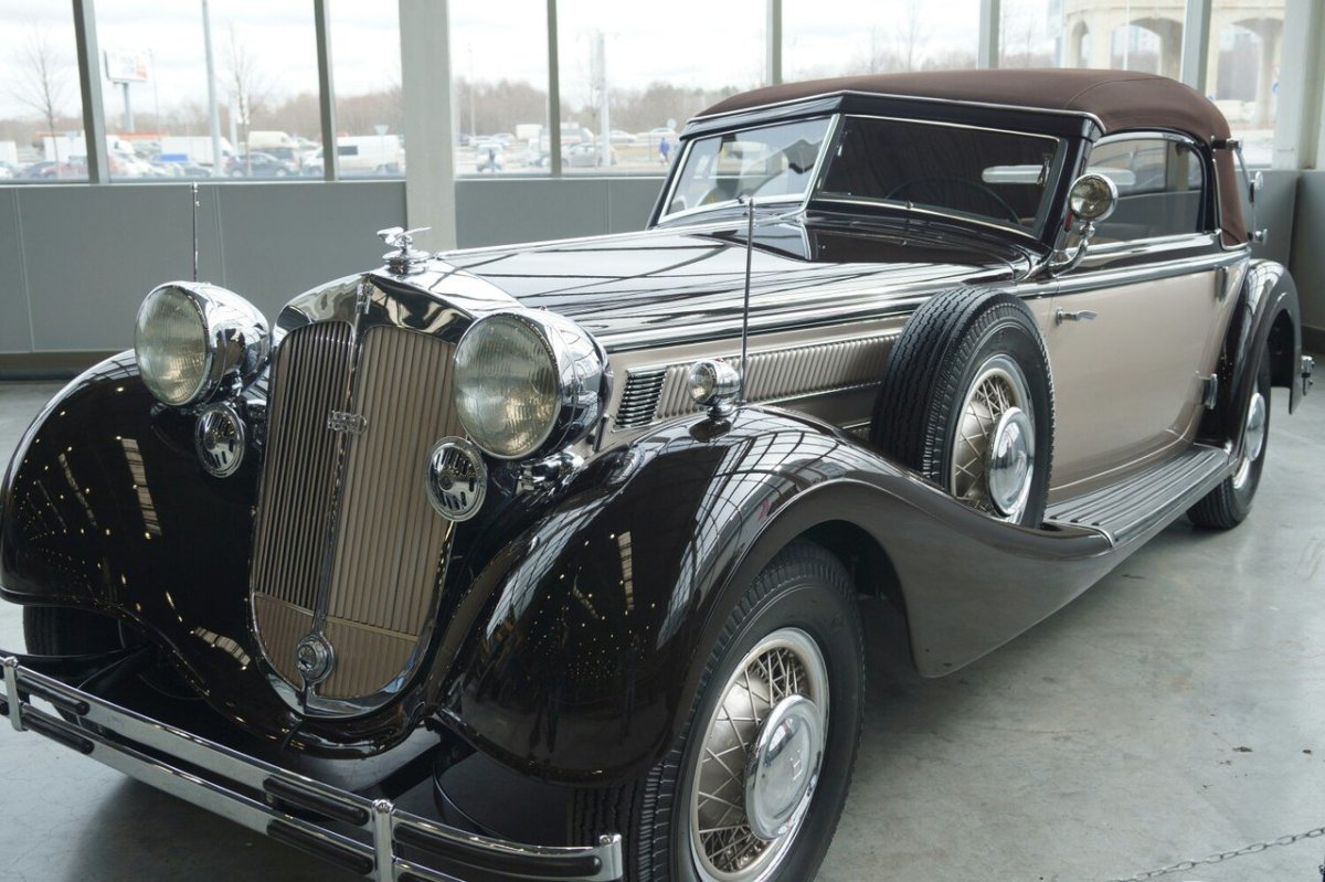 Horch 830