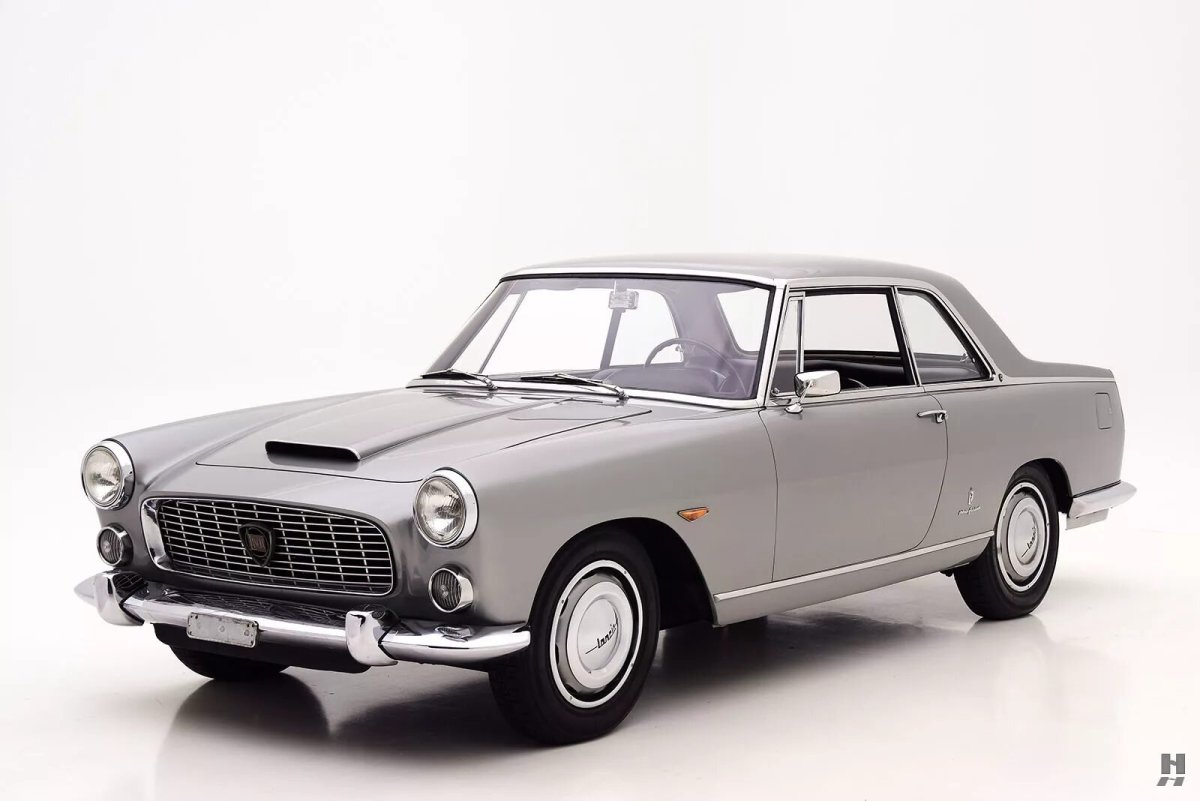 Lancia Flaminia 1970 седан