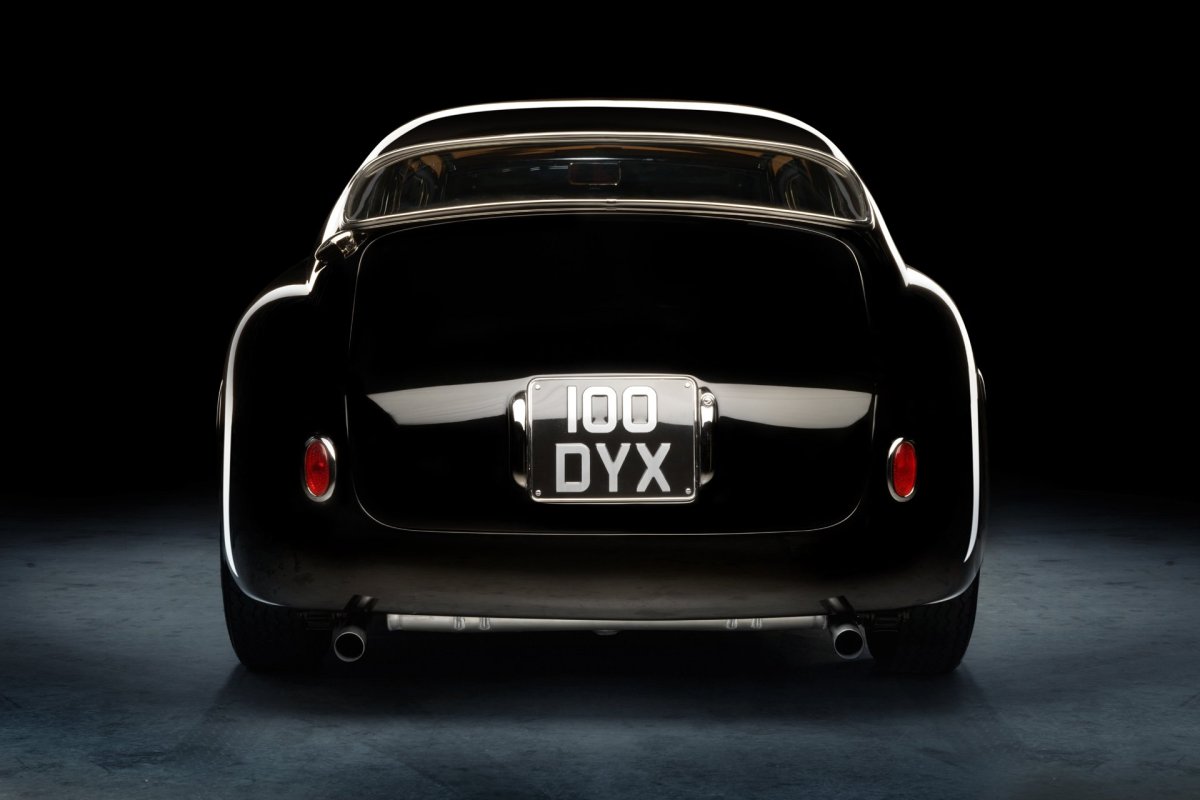 Порше Ягуар