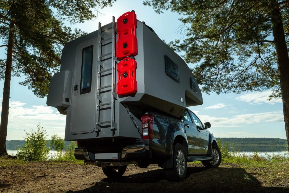 Дом на пикапе ястреб