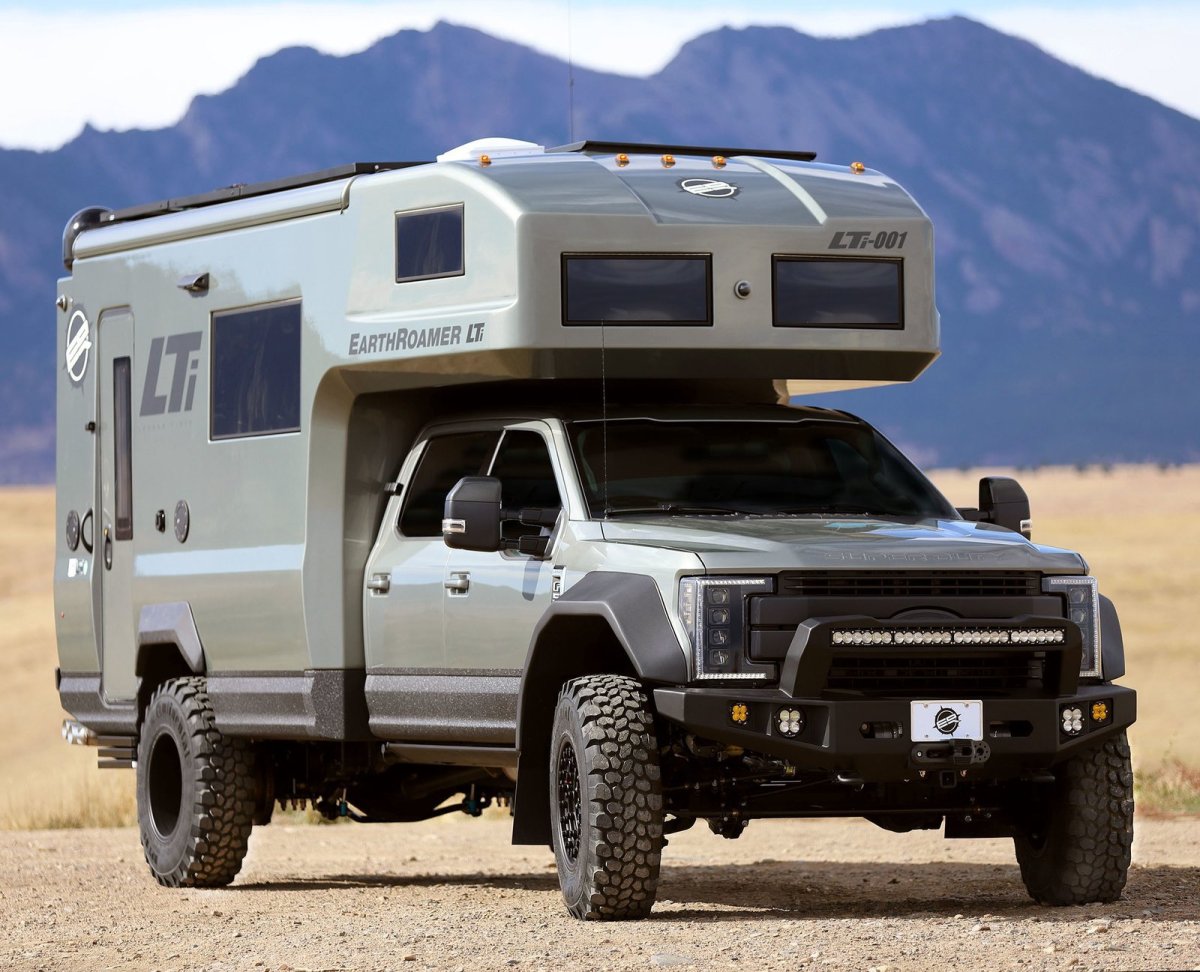 Ford f550 EARTHROAMER.