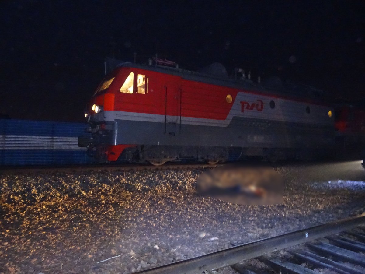 Грузовой поезд