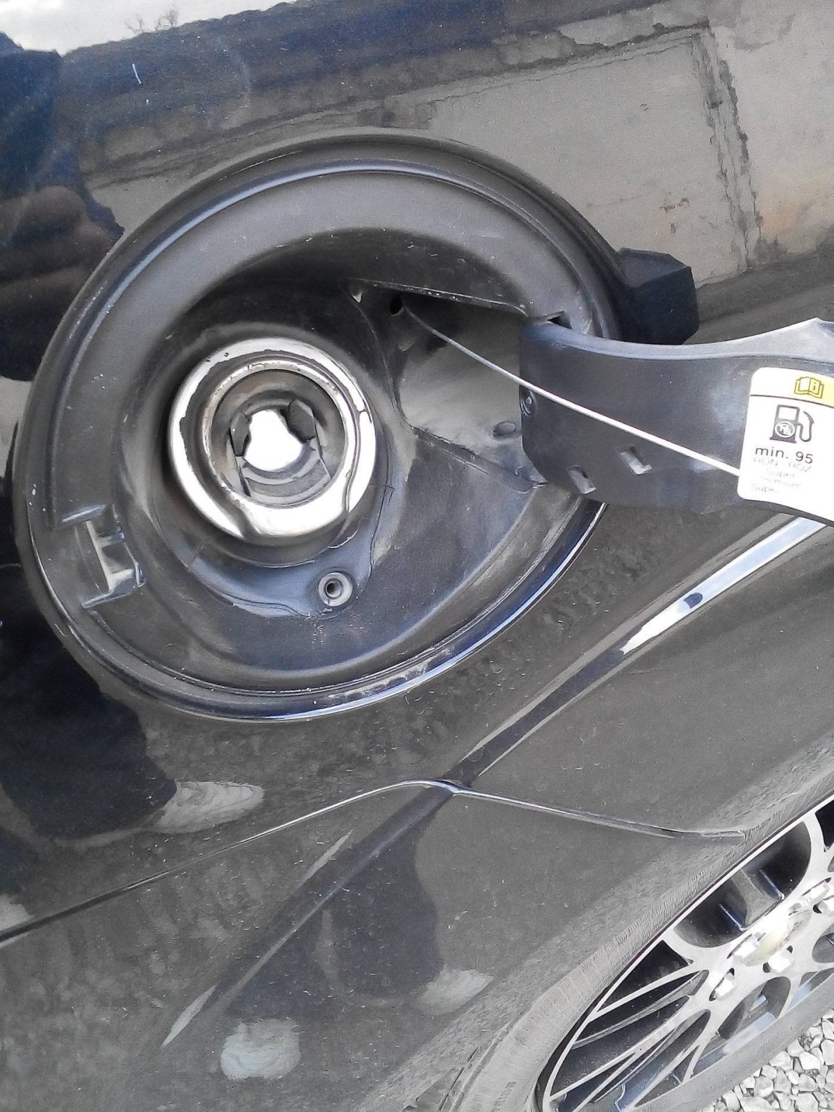 Лючок бензобака фокус 2