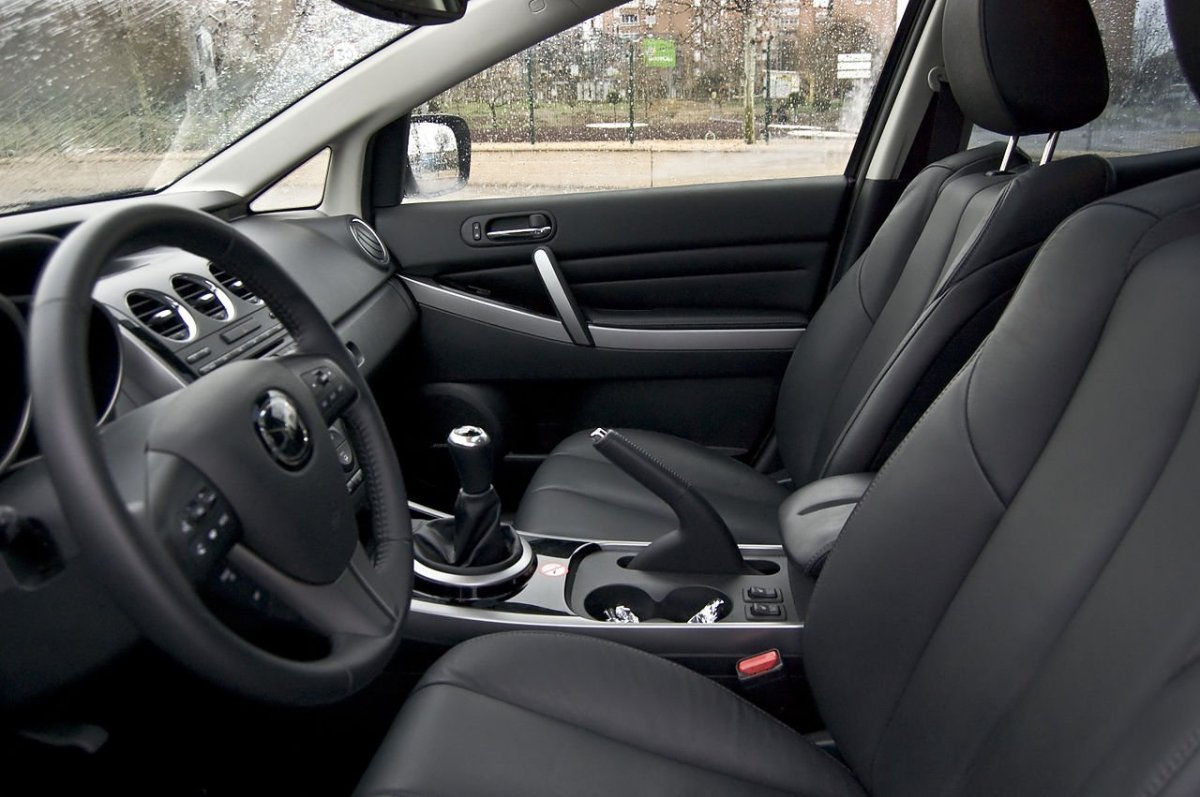 Мазда сх7 фото салона