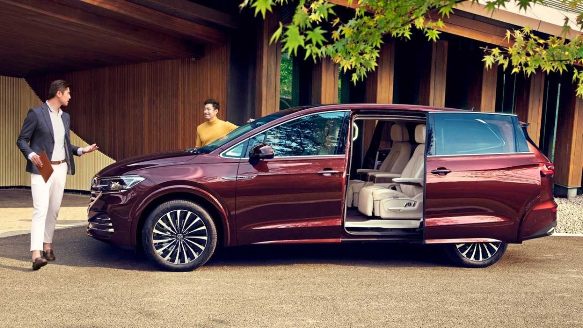 Volkswagen Viloran 2022 минивэн