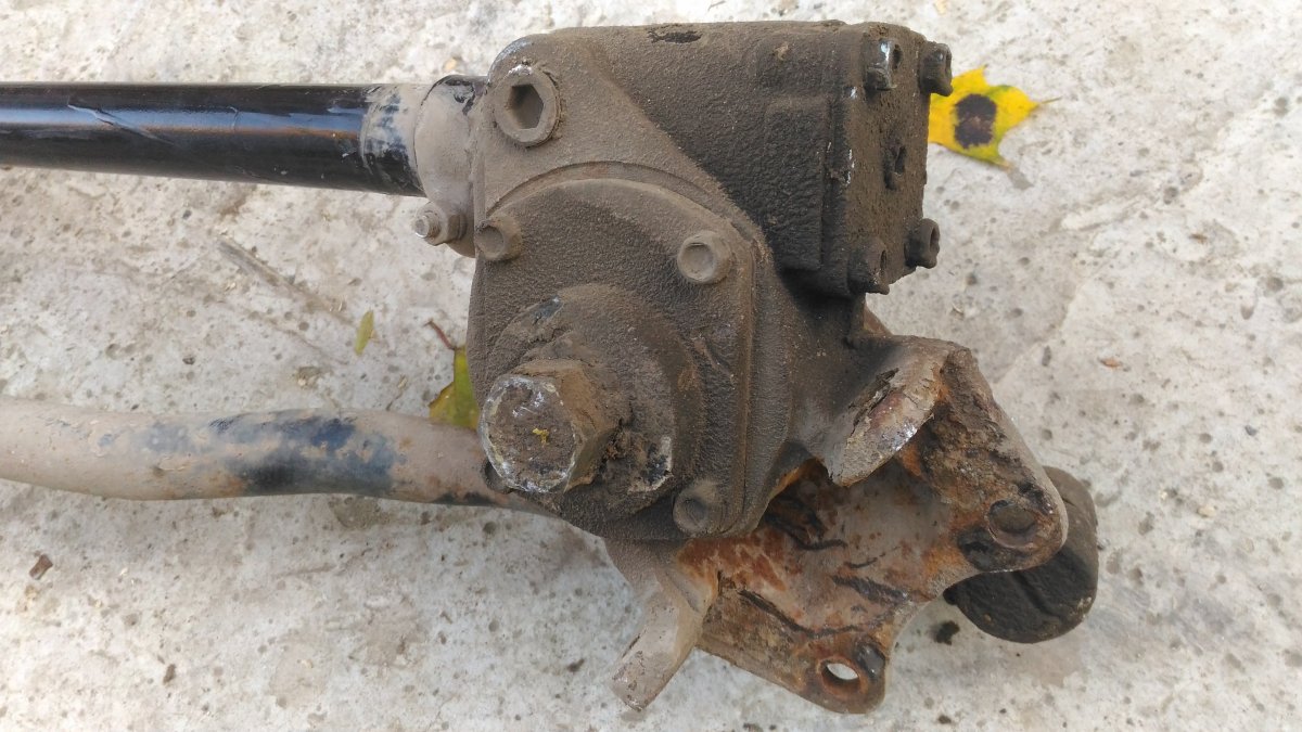 Рулевой редуктор УАЗ 452