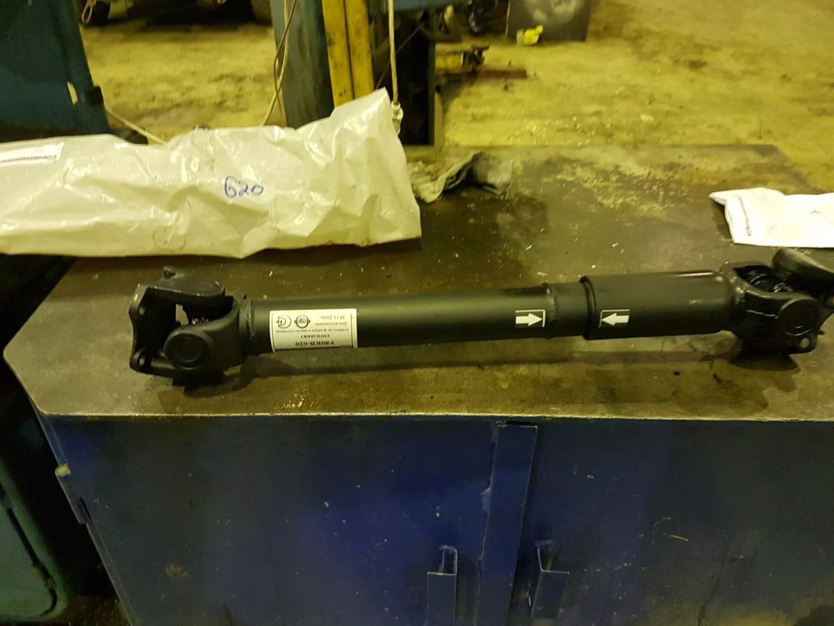 Вал карданный УАЗ Патриот передний