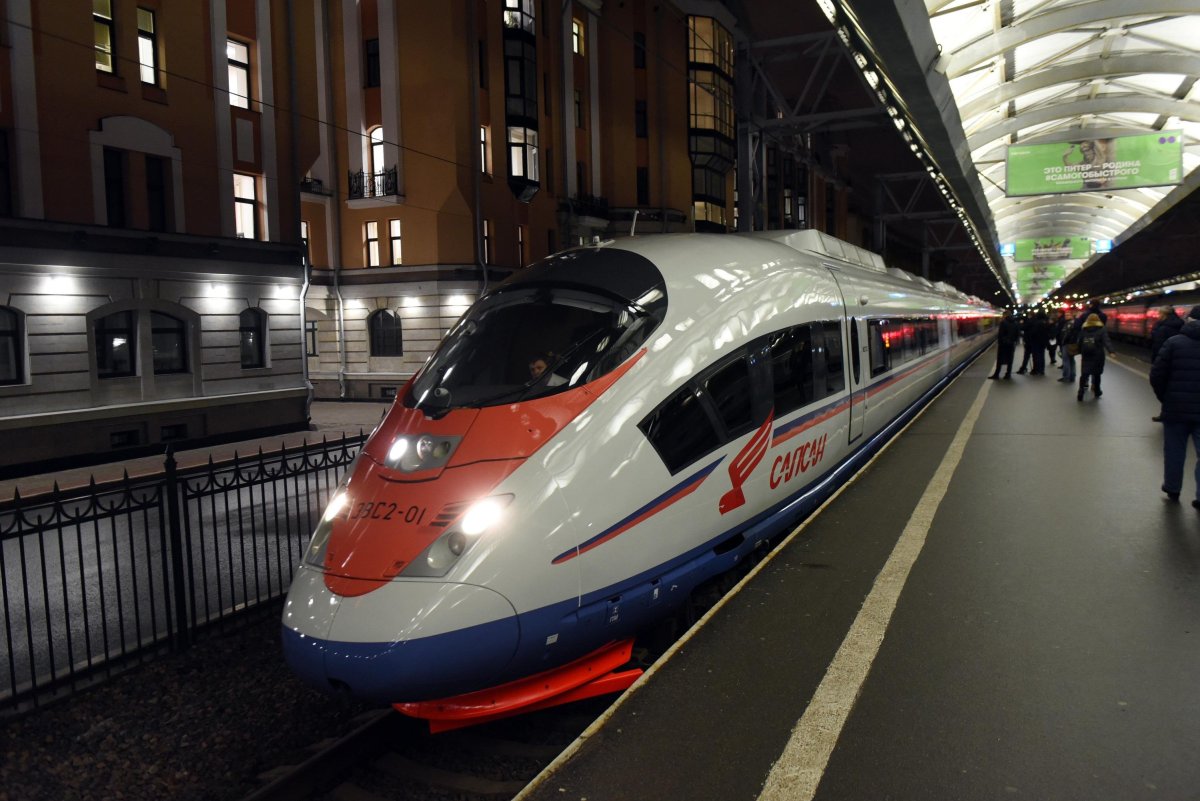 Скоростной поезд Сапсан