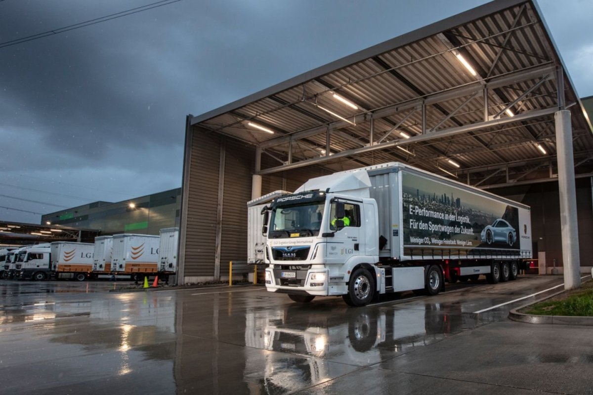 Porsche грузовик