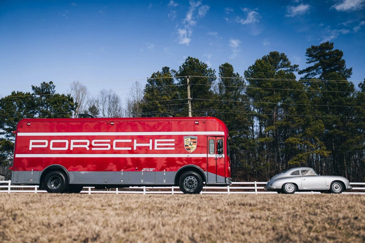 Автобус Порше