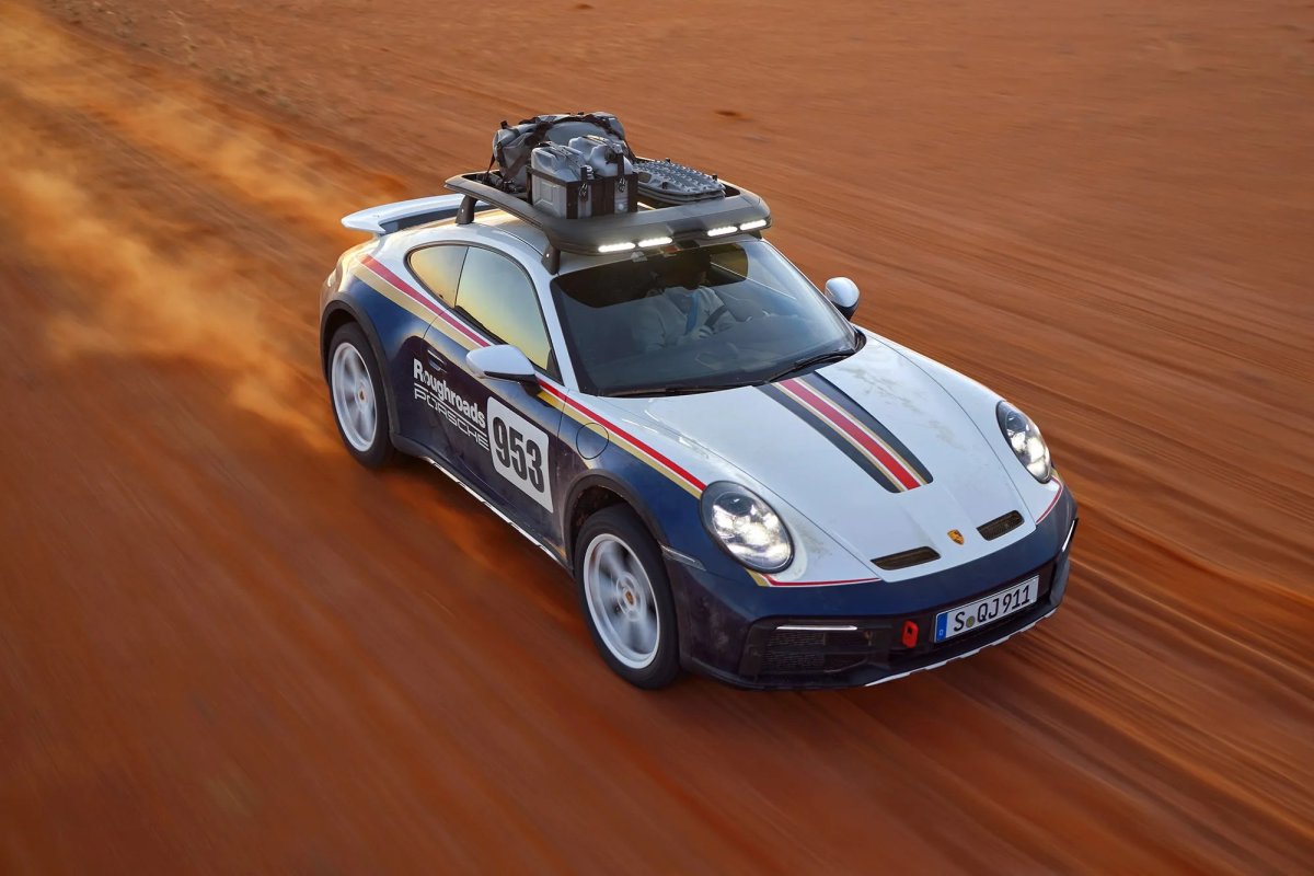 Порше 911 Дакар