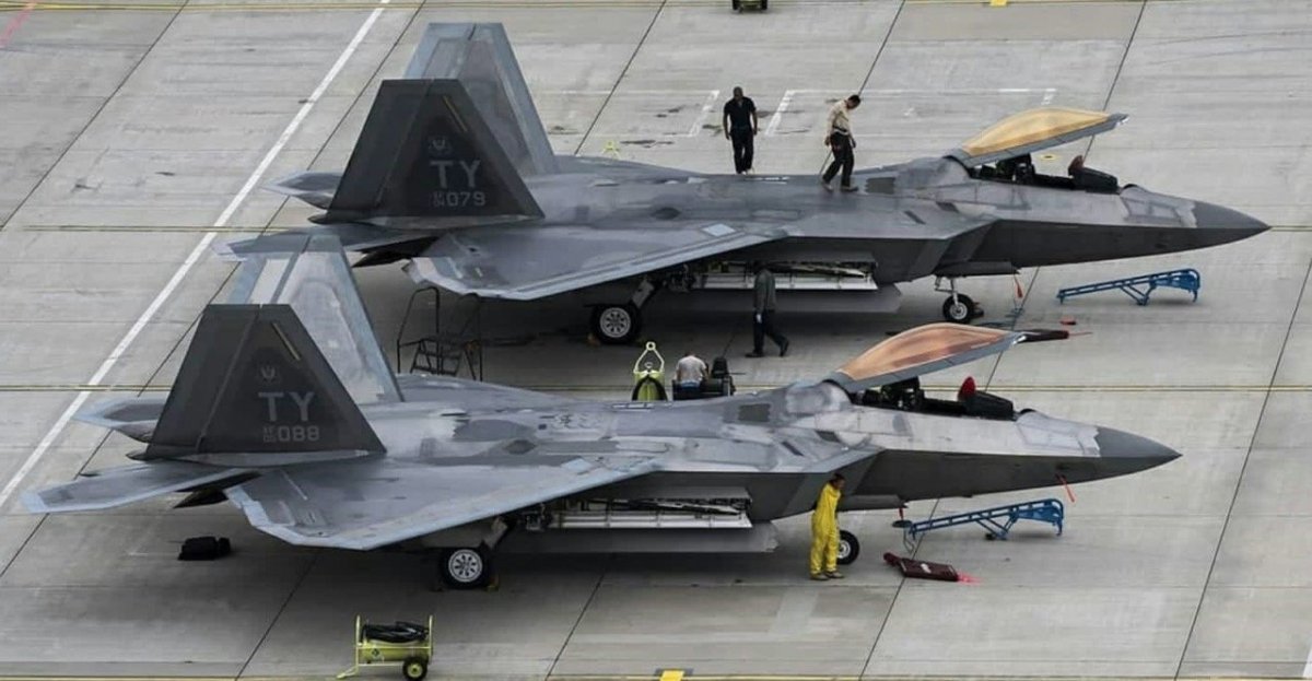 F22 Raptor