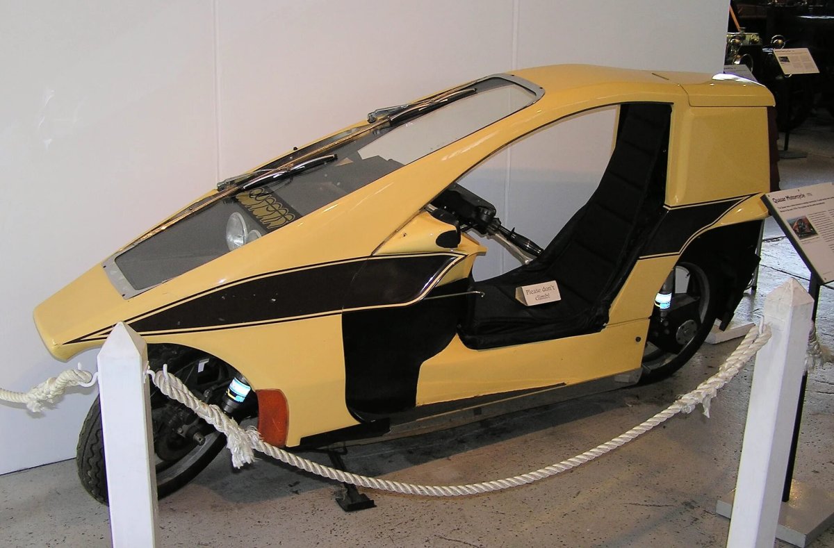 Кабинный мотоцикл