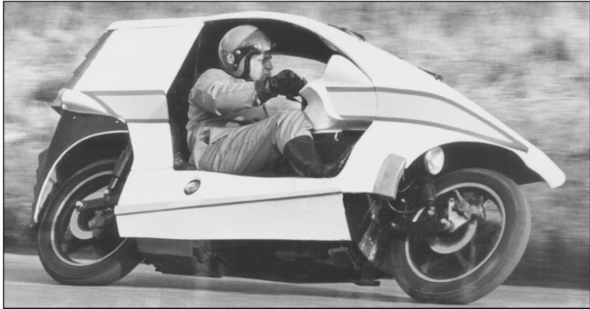 Автомобиль мотоцикл нос к носу