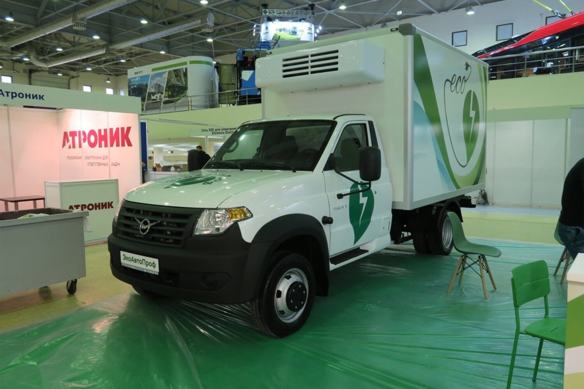 УАЗ профи 236031