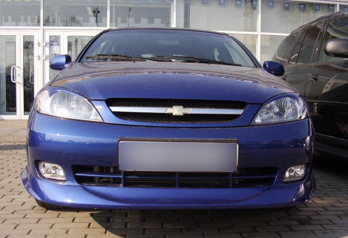 Chevrolet Lacetti 2008 юбка переднего бампера