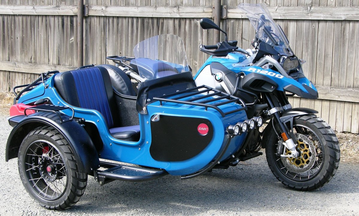 Мотоцикл БМВ r1200 с коляской