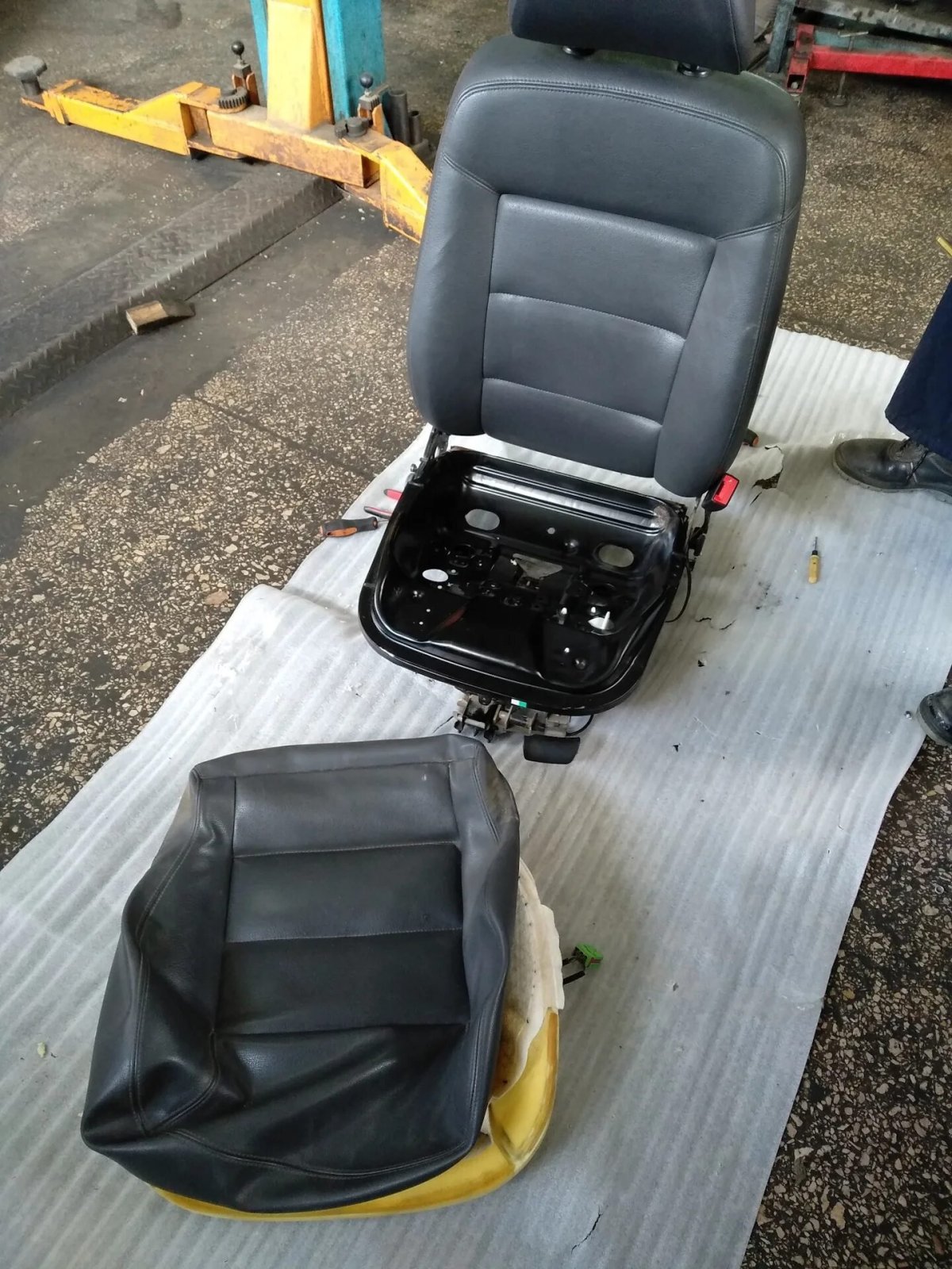 Подогрев сидений Audi a4 b8