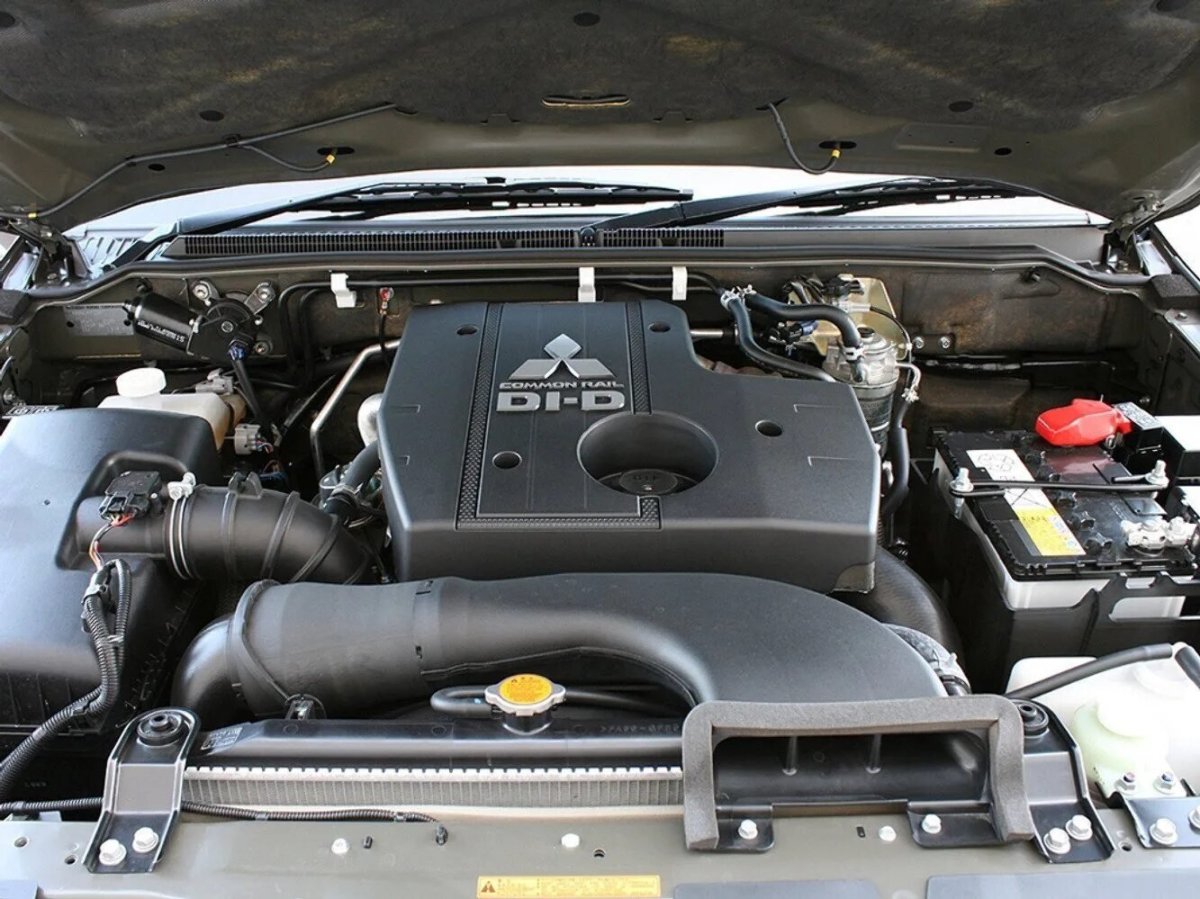 Паджеро 3 дизель 3.2