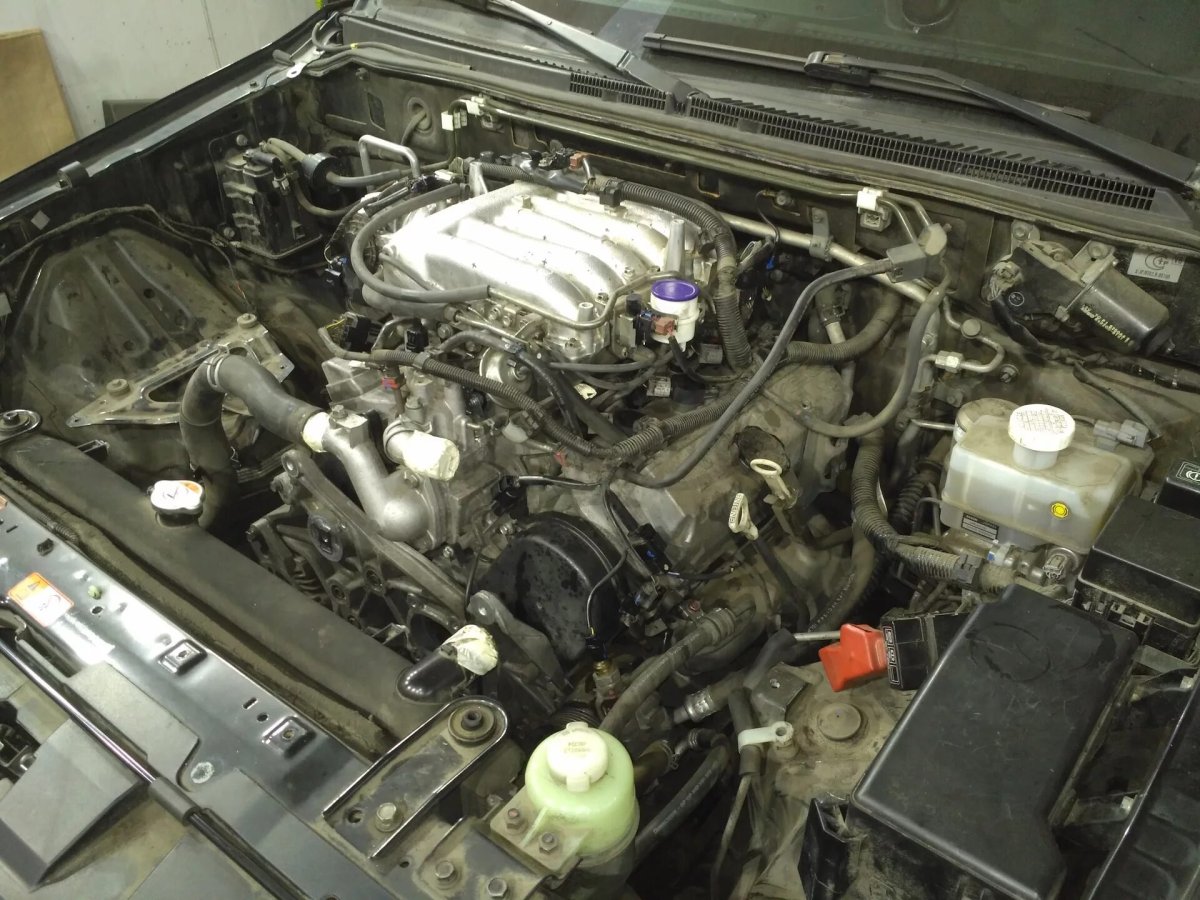 Впускной коллектор Паджеро 4 3.8