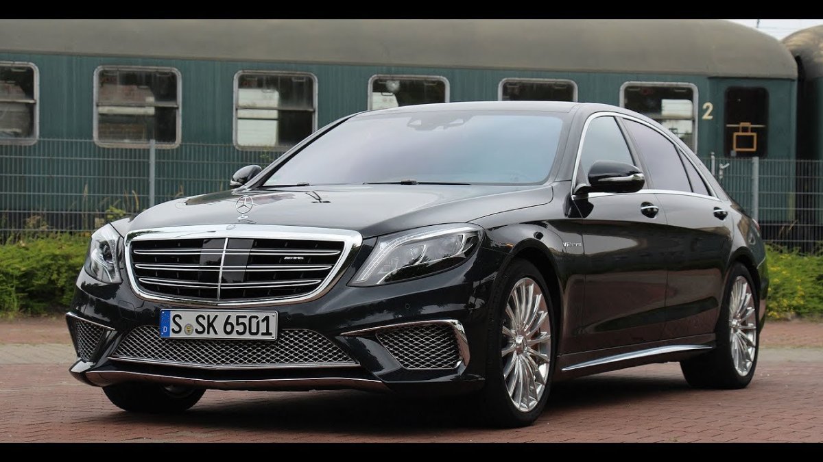 Мерседес Бенц s65 AMG