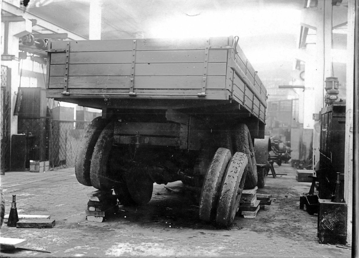 Яг 10 Ярославский грузовик