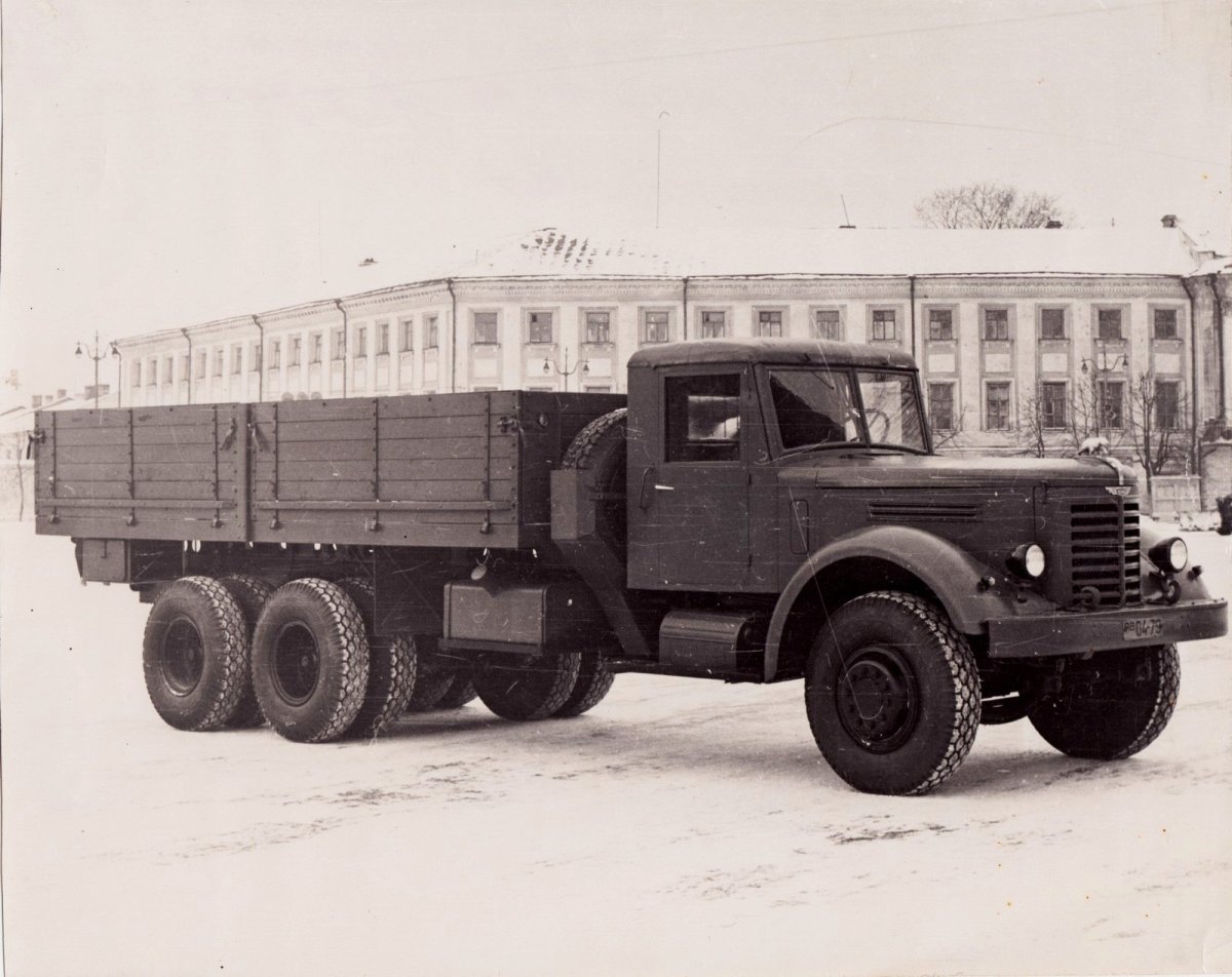 ЯАЗ-214 грузовой автомобиль