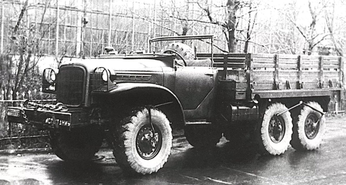 ЗИЛ 157 тягач