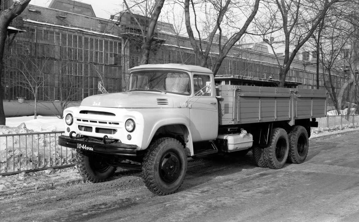 ЗИЛ 133 двигатель