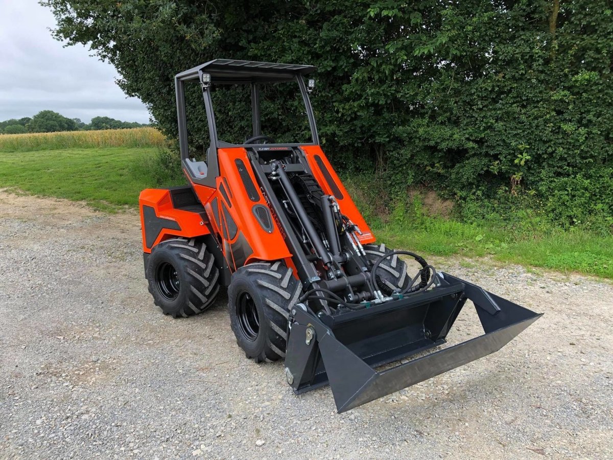 Фронтальный мини-погрузчик ml-107