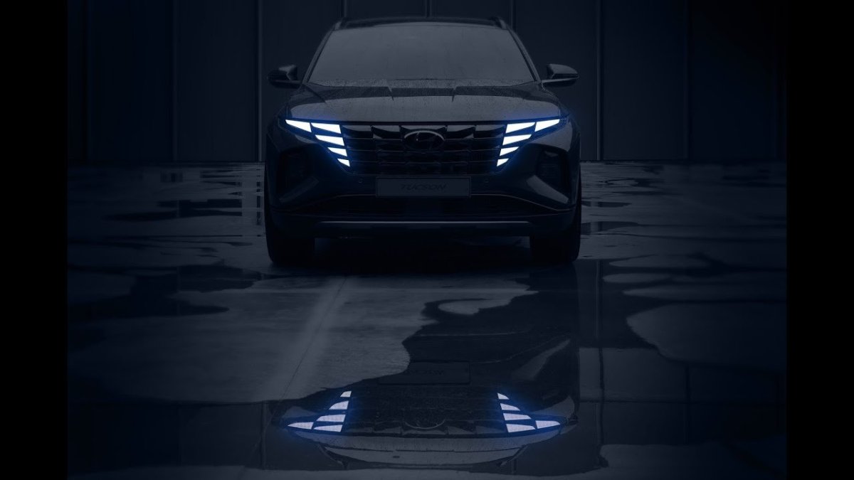 Hyundai Tucson 2022 в темноте
