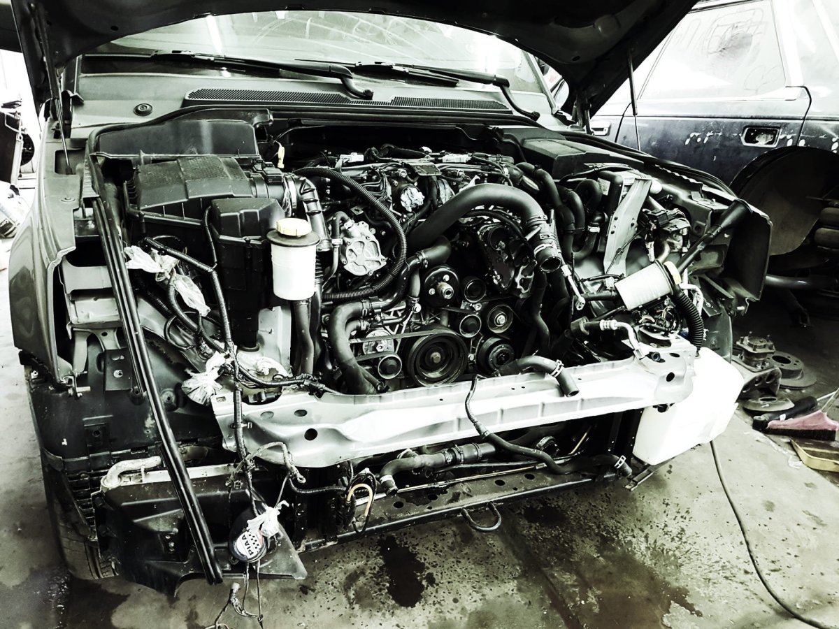 4.2 Ленд Ровер двигатель