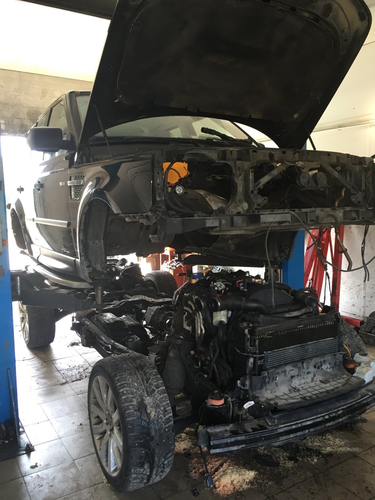 Снятие кузова range Rover Sport