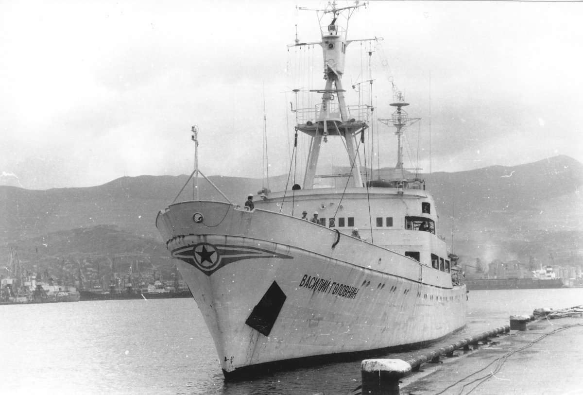 Василий Головнин корабль