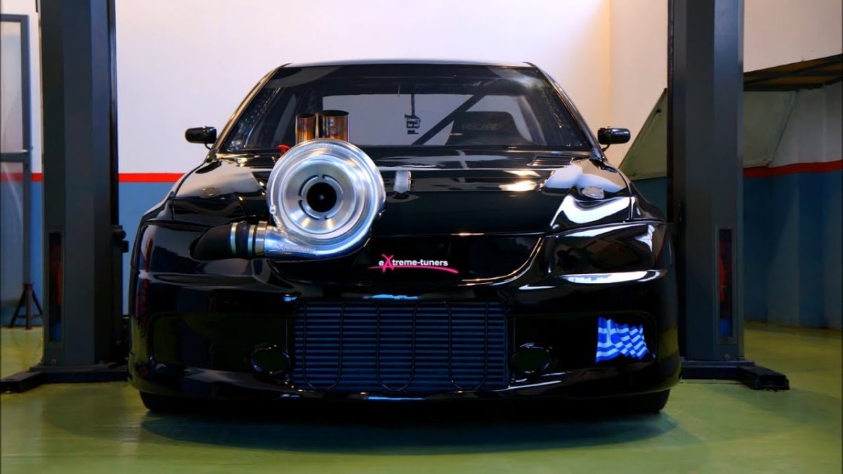 Mitsubishi Lancer Evolution 2000 л.с