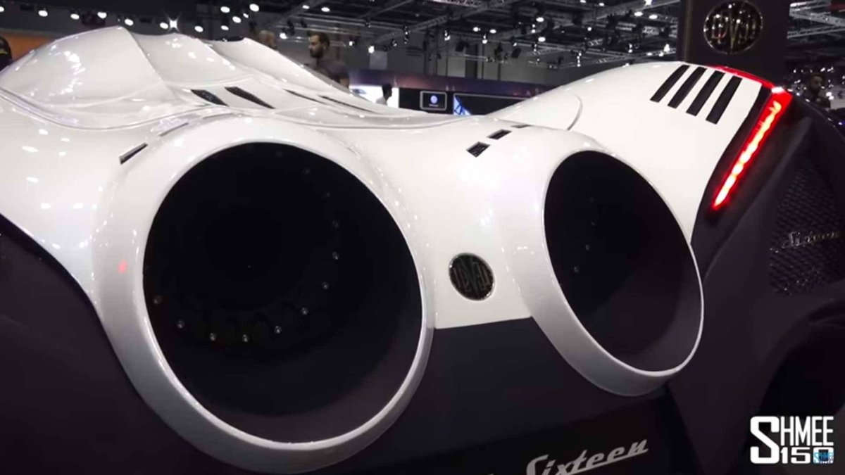 Машина Devel Sixteen Prototype