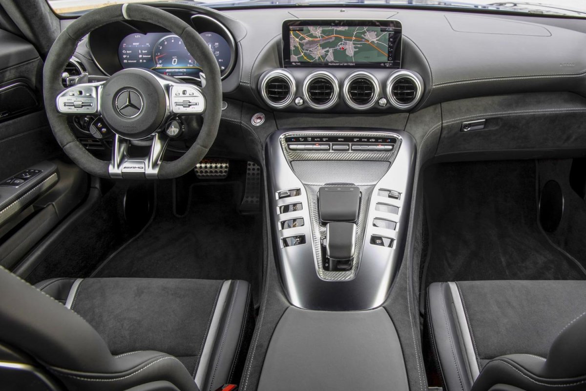 Mercedes Benz AMG gt 2020