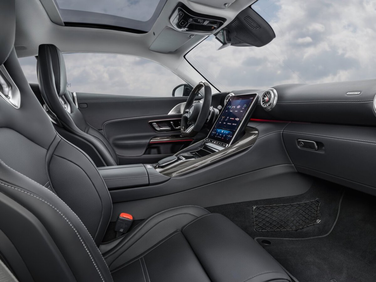 Mercedes-Benz AMG gt Coupe 2024