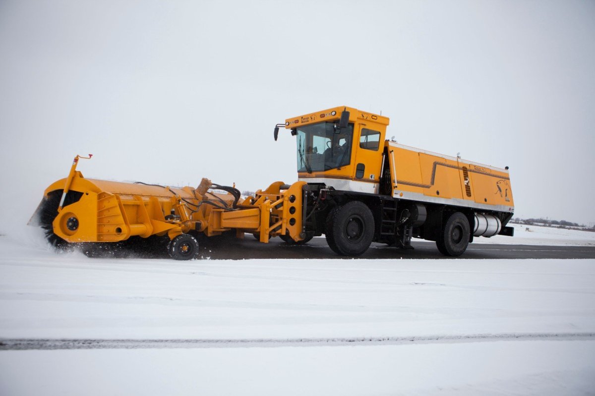 Щетки для взлетных полос