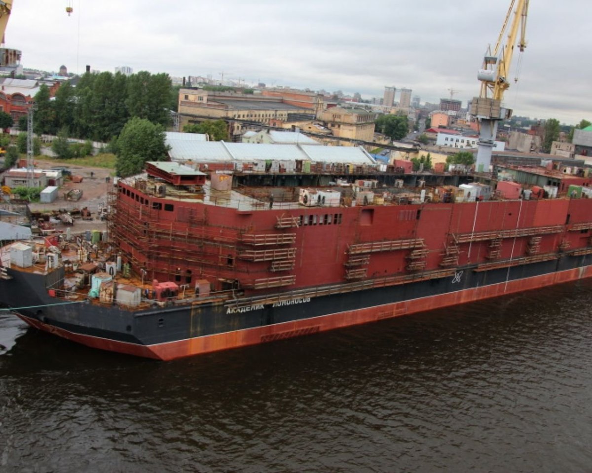 Академик Ломоносов плавучая атомная электростанция