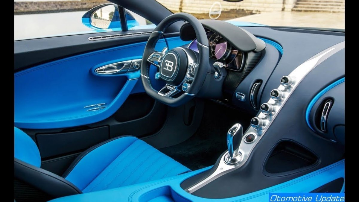 Бугатти Вейрон 2020 салон