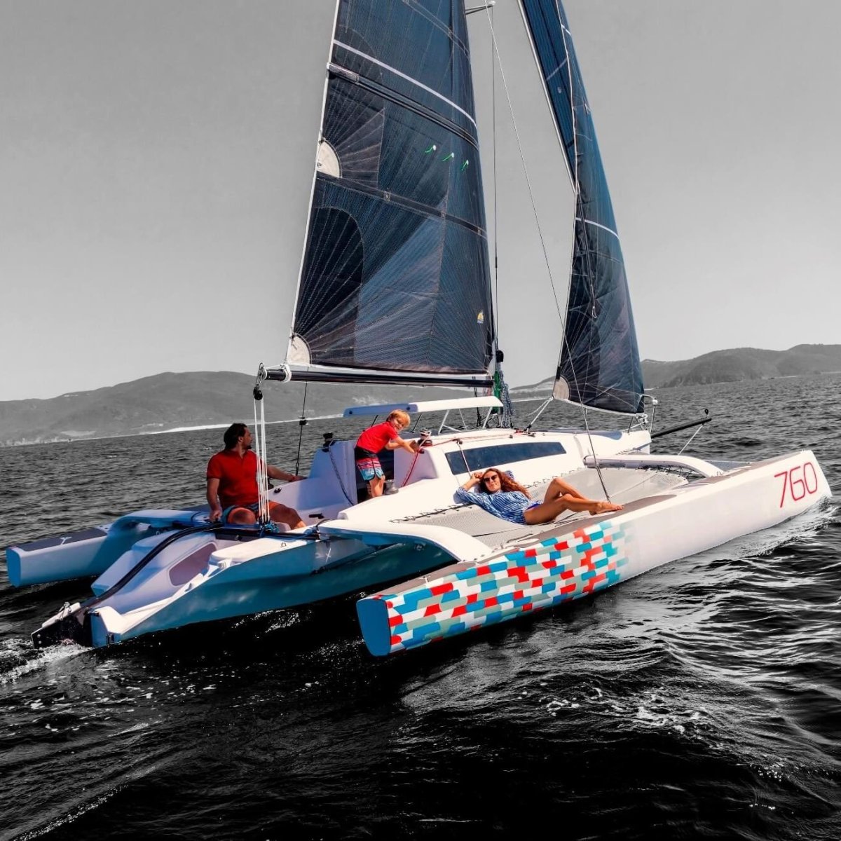 Corsair 760 тримаран