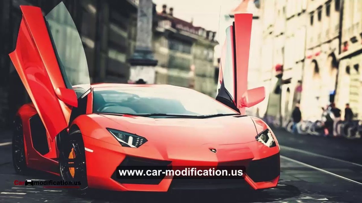 Спорткар Ламборджини авентадор